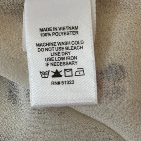 1 State Animal Print Blouse Top Ruffle Sz L Sleeve Cold Shoulder - Picture 6 of 10